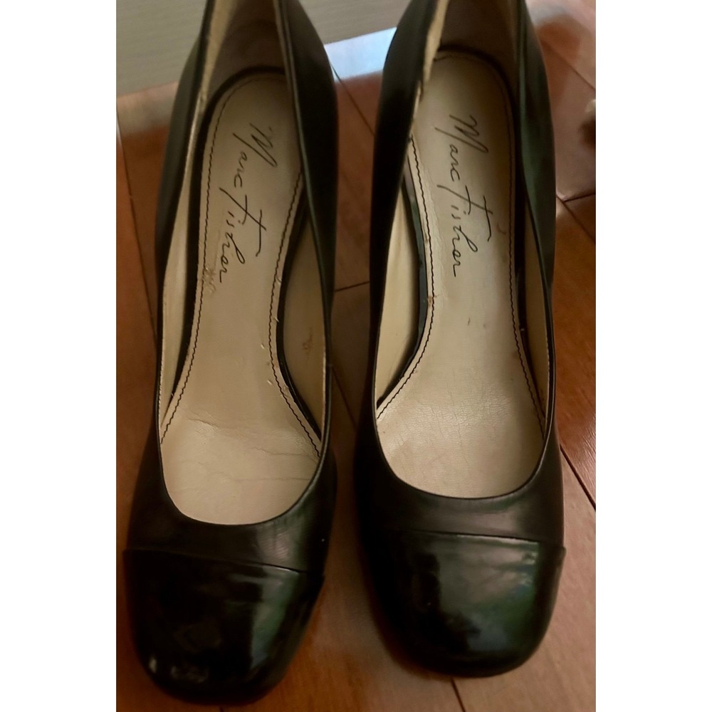 Women's black Marc Fisher heels size 6‎